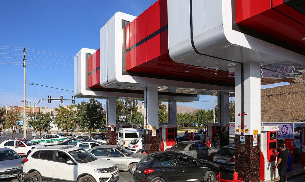 سهمیه بنزین بهمن ماه امشب واریز میشود سهمیه بنزین بهمن ماه امشب واریز میشود