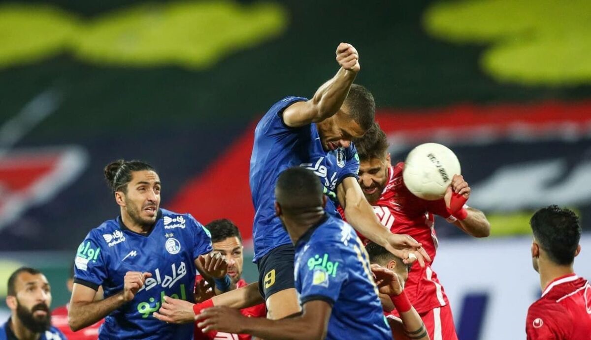 شوک به پرسپولیس ؛ سقوط سرخ ها شوک به پرسپولیس ؛ سقوط سرخ ها