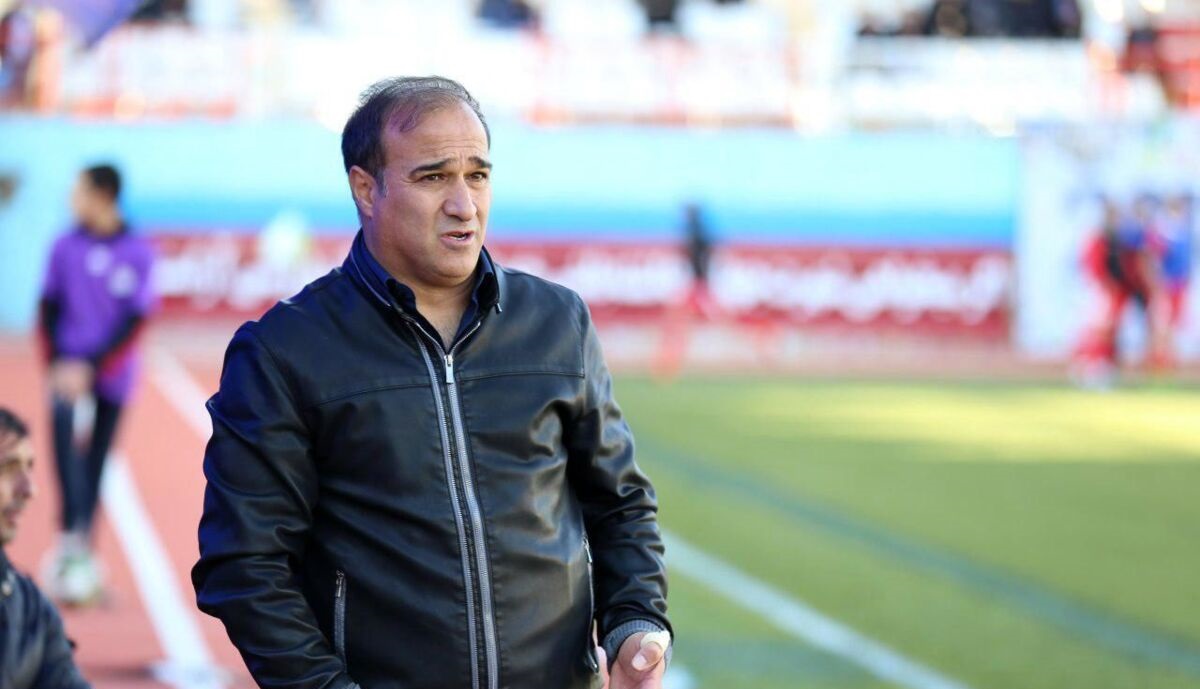 هشدار جدی پیشکسوت تیم استقلال به فرهاد مجیدی : در زمین خاکی بباز اما دربی را ببر! هشدار جدی پیشکسوت تیم استقلال به فرهاد مجیدی : در زمین خاکی بباز اما دربی را ببر!