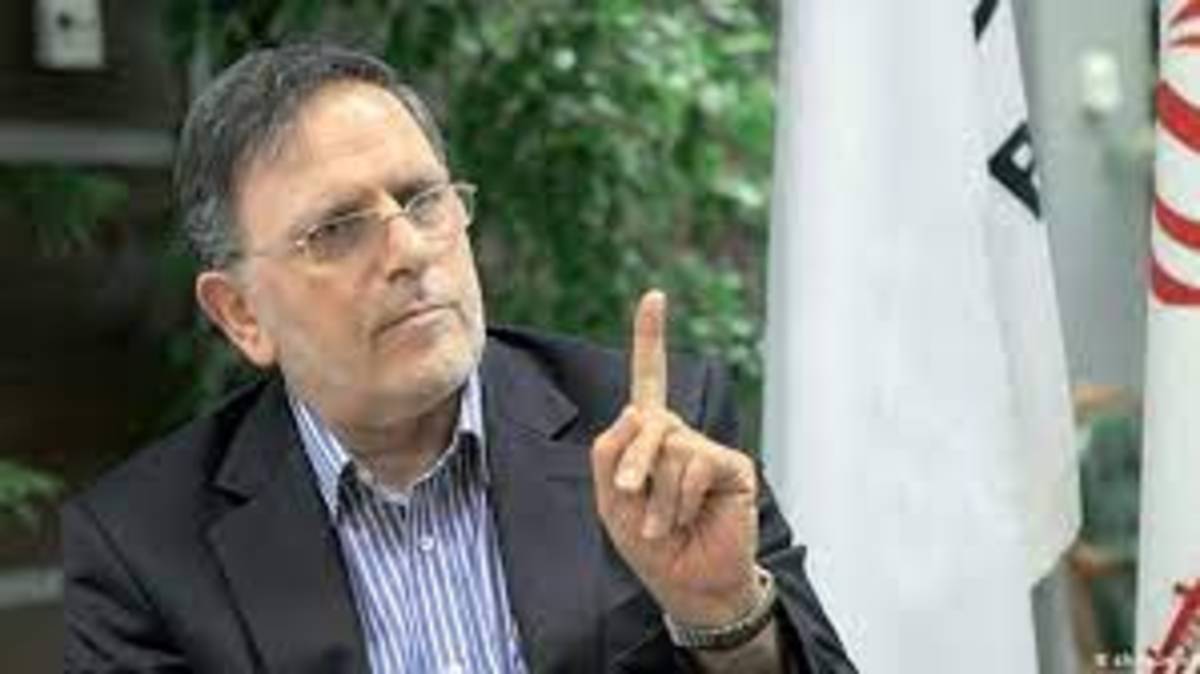 تحلیل عباس عبدی درباره حکم دادگاه رييسكل پيشين بانك مركزی؛ ضرورت اعاده دادرسي تحلیل عباس عبدی درباره حکم دادگاه رييسكل پيشين بانك مركزی؛ ضرورت اعاده دادرسي