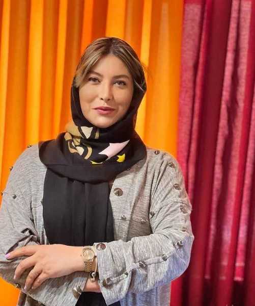 تیپ ساده و مدلینگ فریبا نادری + عکس تیپ ساده و مدلینگ فریبا نادری + عکس