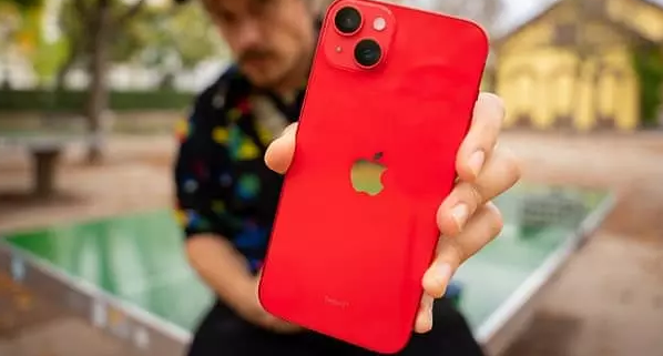 خبر ناخوشایند برای طرفداران ایرانیِ گوشی محبوب خبر ناخوشایند برای طرفداران ایرانیِ گوشی محبوب