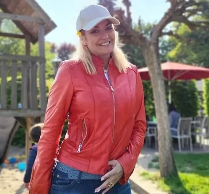 تیپ خارج از عرف مهناز افشار در طبیعت/ عکس تیپ خارج از عرف مهناز افشار در طبیعت/ عکس