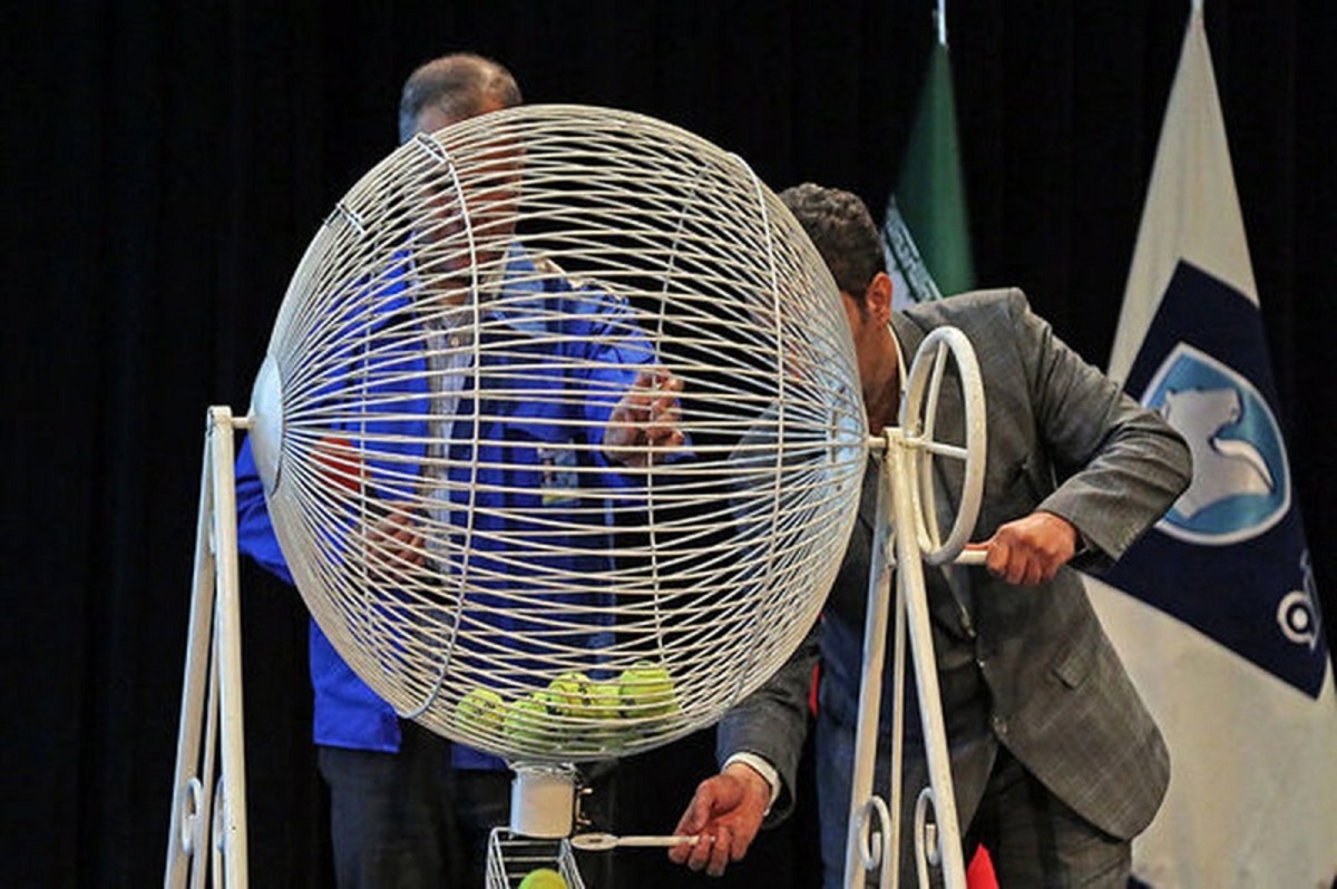 موردِ عجیب قرعهکشی خودرو؛ شانس برنده شدن یک به هزار و ۷۰۰! موردِ عجیب قرعهکشی خودرو؛ شانس برنده شدن یک به هزار و ۷۰۰!