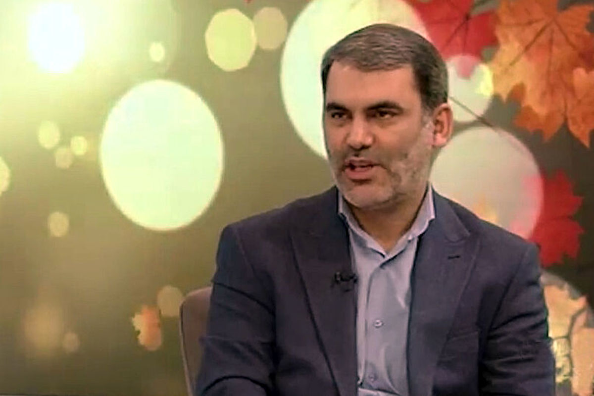 عضو کمیسیون برنامه و بودجه: تصمیمات خلقالساعه کشور را دچار التهاب میکند/بانک مرکزی برنامهای برای کنترل نقدینگی ندارد عضو کمیسیون برنامه و بودجه: تصمیمات خلقالساعه کشور را دچار التهاب میکند/بانک مرکزی برنامهای برای کنترل نقدینگی ندارد