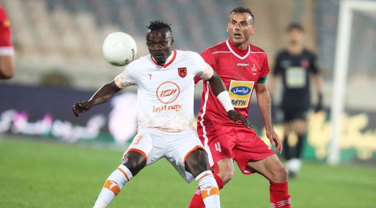 بیمیلی گلمحمدی به جذب آقای گل ؛ دست رد به سینه استقلالی سابق بیمیلی گلمحمدی به جذب آقای گل ؛ دست رد به سینه استقلالی سابق