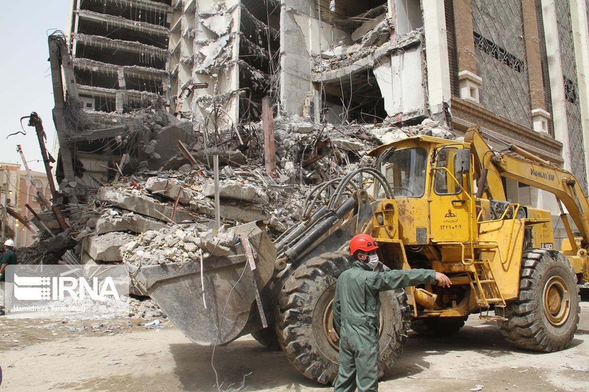 جزئيات تازه از آواربرداری به روايت نماينده آبادان جزئيات تازه از آواربرداری به روايت نماينده آبادان