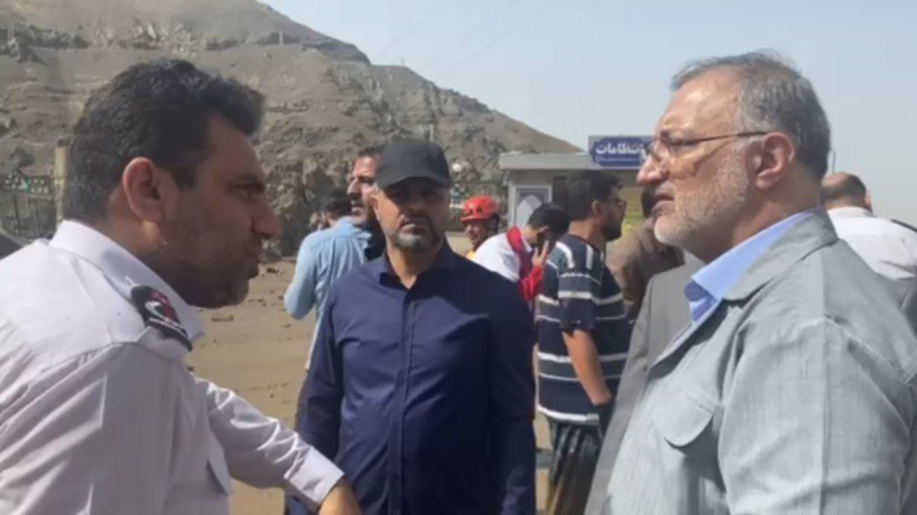 پوپولیستها در گل میمانند پوپولیستها در گل میمانند