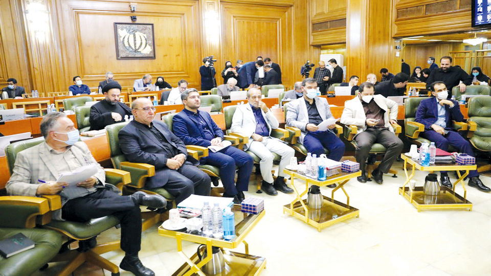 کارآموزان در بهشت کارآموزان در بهشت