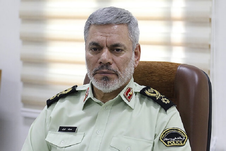 فراجا: هیچ گذرنامه ای در مرزها صادر نمی شود فراجا: هیچ گذرنامه ای در مرزها صادر نمی شود