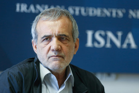 پزشکیان: درباره پرونده «مهسا امینی» با مردم شفاف باشیم/ دشمن به دنبال راه انداختن جنگ داخلی است پزشکیان: درباره پرونده «مهسا امینی» با مردم شفاف باشیم/ دشمن به دنبال راه انداختن جنگ داخلی است