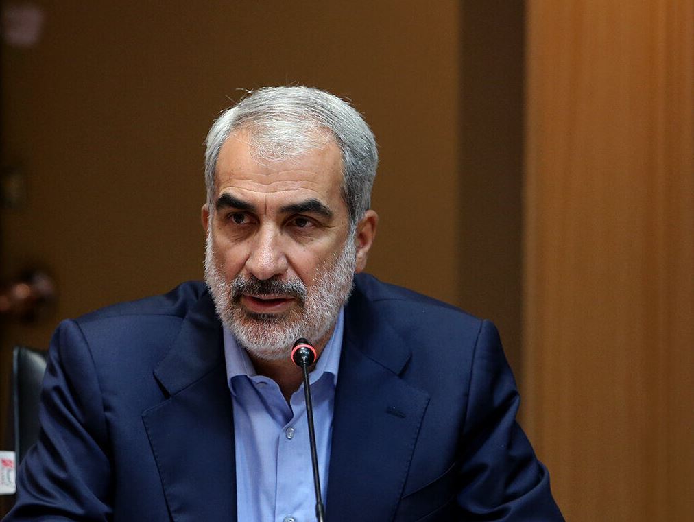 وزیر آموزش و پرورش: مدارس را ۳ سال تعطیل کردند و یک نفر اعتراض نکرد / اندیشههای غربی خانوادهها را هدف گرفته بود / ارتباط وثیقی با اولیای دانش آموزان نداریم وزیر آموزش و پرورش: مدارس را ۳ سال تعطیل کردند و یک نفر اعتراض نکرد / اندیشههای غربی خانوادهها را هدف گرفته بود / ارتباط وثیقی با اولیای دانش آموزان نداریم