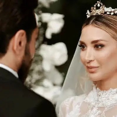 متفاوت ترین عکس از قصر ساده بهرام رادان و نوعروسش / مینا مختاری ملکه این خانه است ! متفاوت ترین عکس از قصر ساده بهرام رادان و نوعروسش / مینا مختاری ملکه این خانه است !