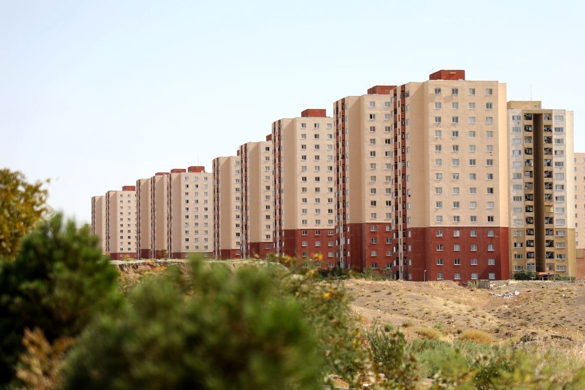 افزایش «سرسام آور» قیمتها در بازار مسکن/ نرخ اجاره نفس مستاجران را به شماره انداخت افزایش «سرسام آور» قیمتها در بازار مسکن/ نرخ اجاره نفس مستاجران را به شماره انداخت