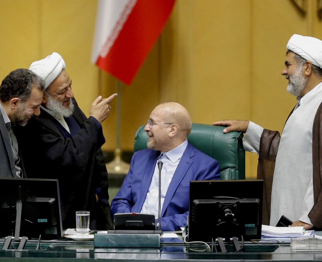 «دست خالی» نواصولگرایان در برابر پایداریها «دست خالی» نواصولگرایان در برابر پایداریها