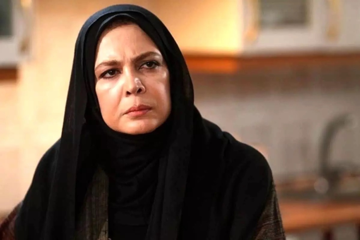 بدرقه «بیتا فرهی» در میانه اشک و احترام بدرقه «بیتا فرهی» در میانه اشک و احترام