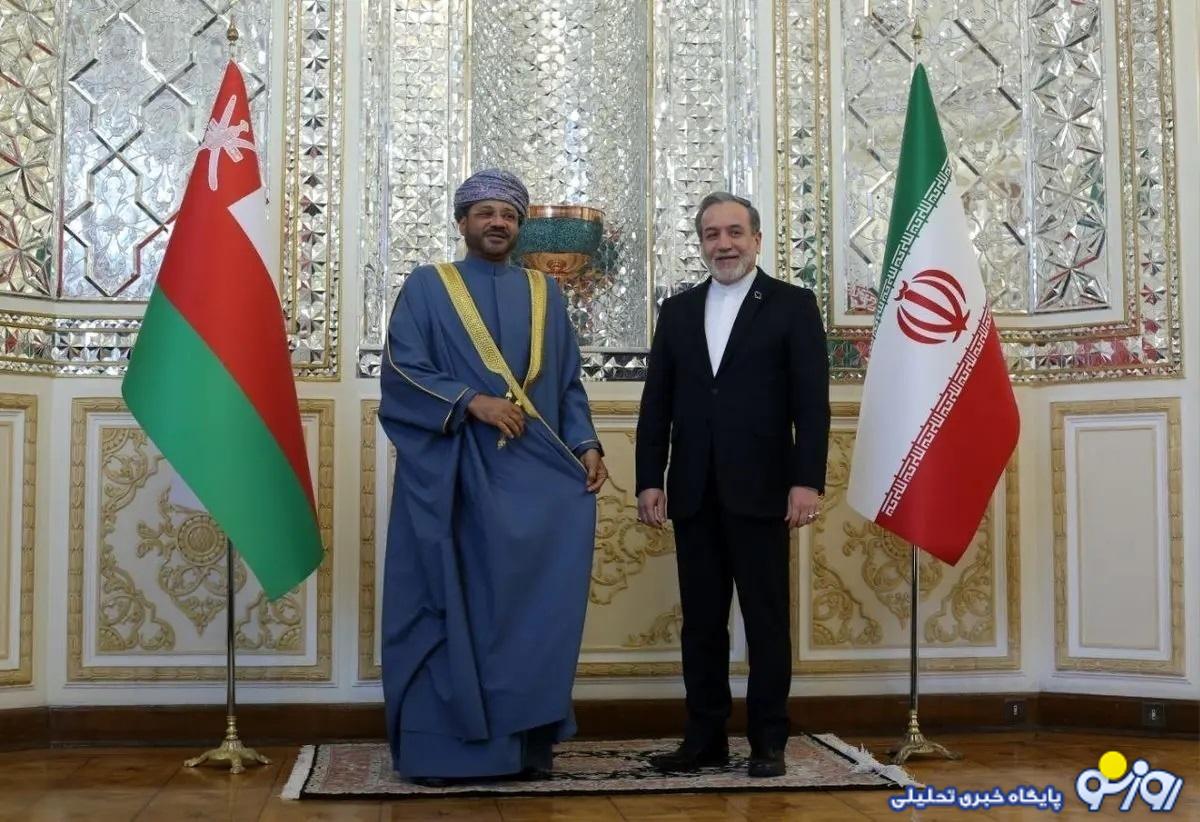 عراقچی: مسقط همواره برای کمک به روابط ایران با برخی کشورهای دیگر آماده بوده و ارتباطاتی برقرار شده عراقچی: مسقط همواره برای کمک به روابط ایران با برخی کشورهای دیگر آماده بوده و ارتباطاتی برقرار شده