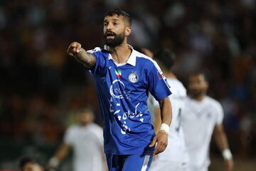 نساجی به استقلال بازیکن نمیدهد نساجی به استقلال بازیکن نمیدهد