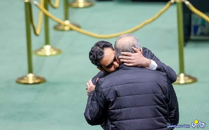 اعلان جنگ جبهه پایداری به پزشکیان اعلان جنگ جبهه پایداری به پزشکیان