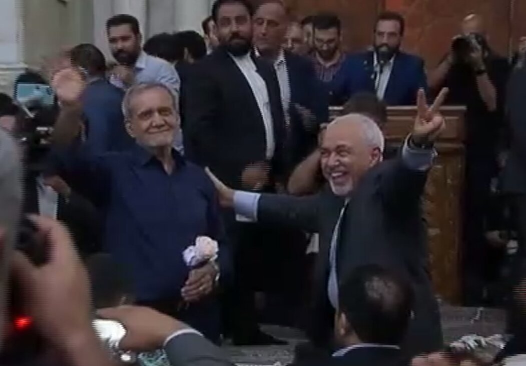 جمعیت استقبالکنندگان از پزشکیان توجهبرانگیز شد