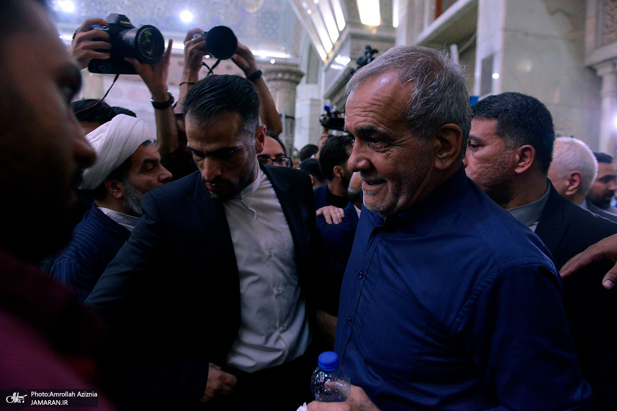اولین تصاویر از پزشکیان در قامت رئیسجمهور ایران