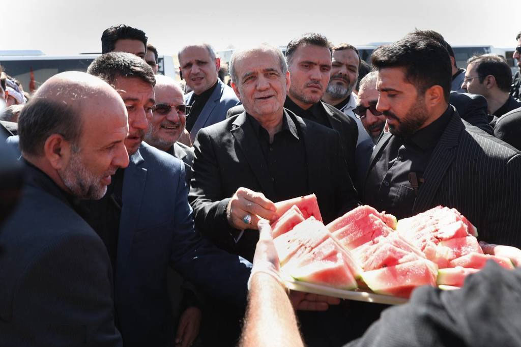 ادعای جدید سایبریها علیه پزشکیان با انتشار یک عکس قدیمی