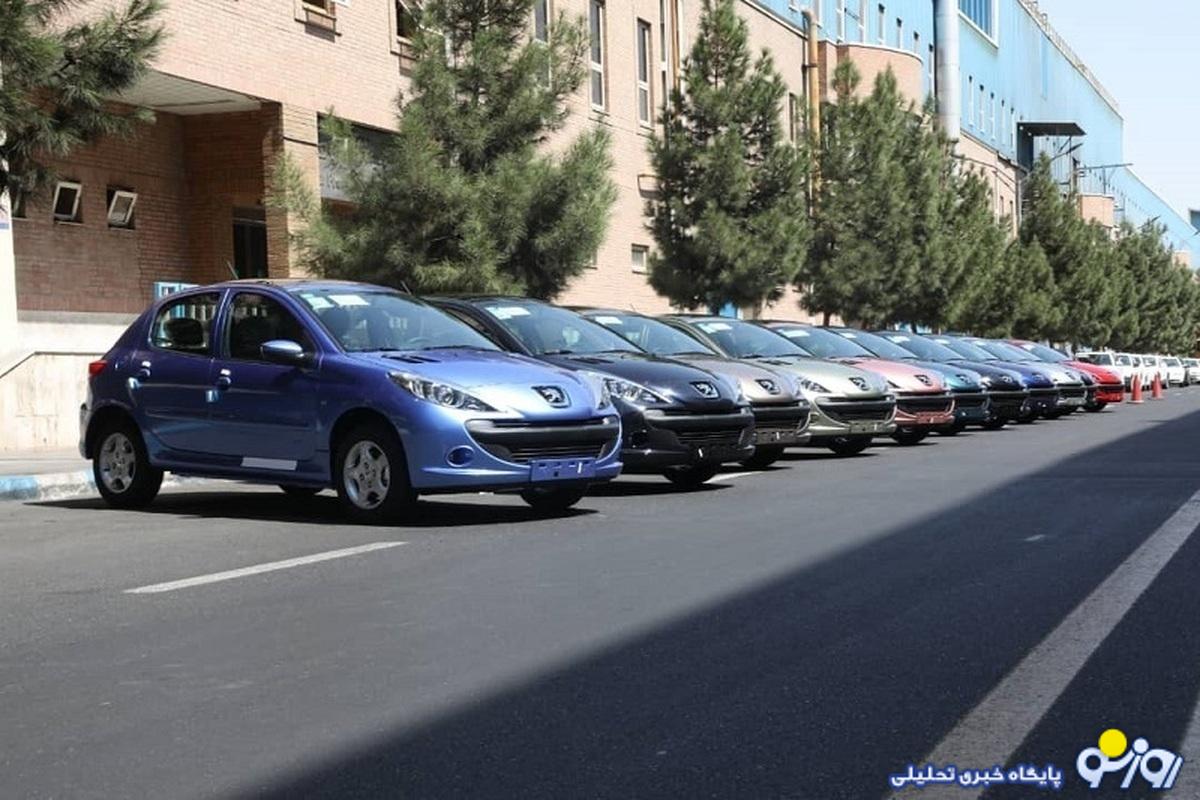قیمت روز خودرو شنبه ۲۴ شهریور/ تغییر مسیر ۲۰۷ در بازار آزاد خودرو قیمت روز خودرو شنبه ۲۴ شهریور/ تغییر مسیر ۲۰۷ در بازار آزاد خودرو