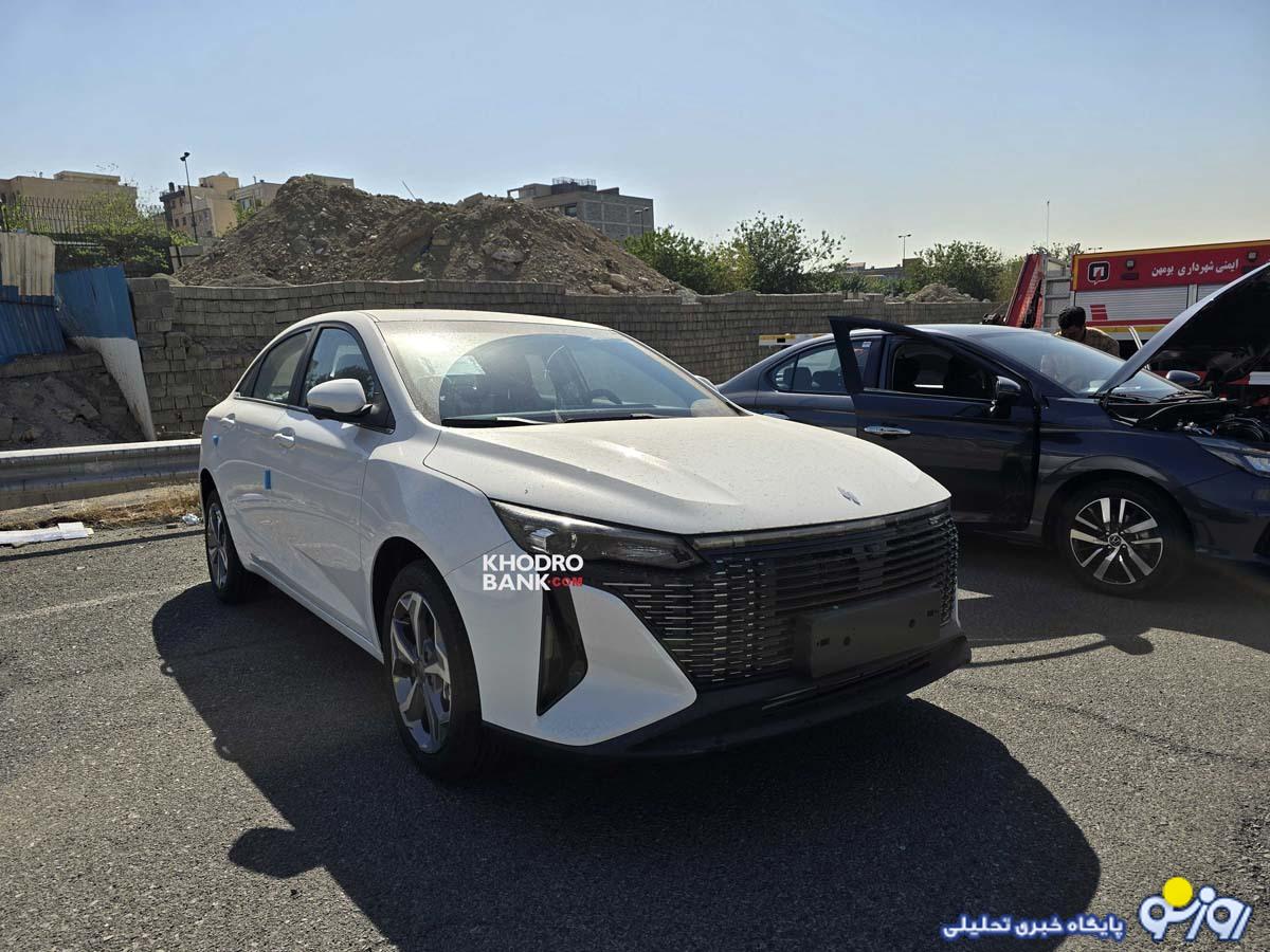 عرضه سدان KMC CR6 توسط کرمان موتور؛ ورود سدان جدید به بازار ایران + عکس عرضه سدان KMC CR6 توسط کرمان موتور؛ ورود سدان جدید به بازار ایران + عکس