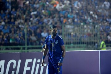 پشتپرده درگیری در رختکن استقلال؛ اقدام رضاییان و دخالت حسینی پشتپرده درگیری در رختکن استقلال؛ اقدام رضاییان و دخالت حسینی