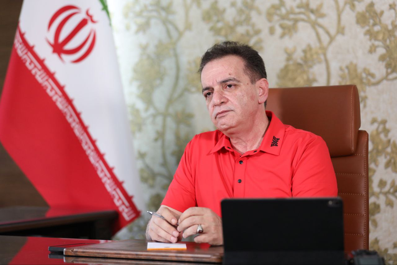 حمله زنوزی در دفاع از بیرانوند به پرسپولیسیها و صداوسیما