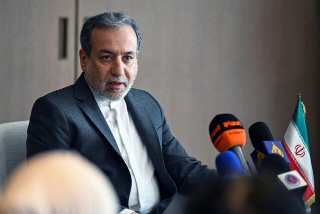 تحلیل عراقچی از امکان یک جنگ فراگیر در منطقه؛ زمان حمله ایران به اسراییل تحلیل عراقچی از امکان یک جنگ فراگیر در منطقه؛ زمان حمله ایران به اسراییل