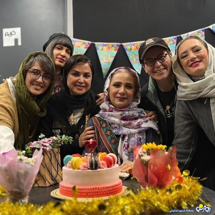 عکس/ تولد ۵۹ سالگی فلورا سام در کنار دوستانش عکس/ تولد ۵۹ سالگی فلورا سام در کنار دوستانش