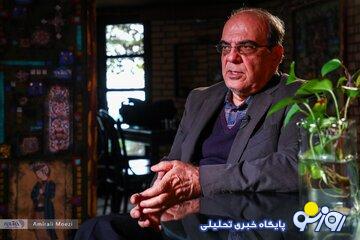 عباس عبدی: هدف قانون عفاف و حجاب، زمین زدن دولت پزشکیان است /اصولگرایان سنتی سکوت نکنند، به میدان بیایند عباس عبدی: هدف قانون عفاف و حجاب، زمین زدن دولت پزشکیان است /اصولگرایان سنتی سکوت نکنند، به میدان بیایند