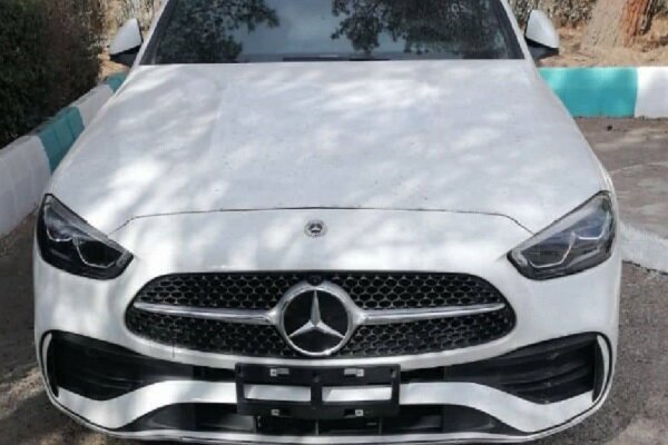 خودروی ۱۵۰ میلیاردی در کرمان توقیف شد