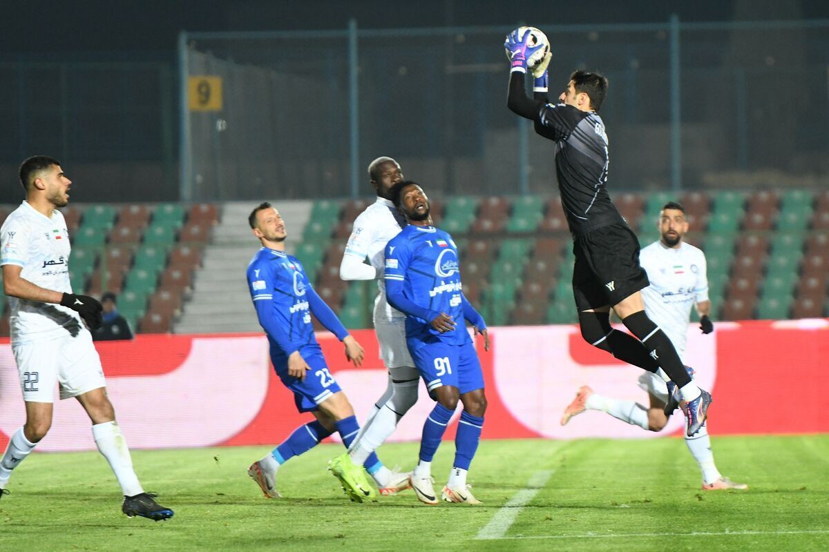 میزبانی استقلال در ورزشگاه امام رضا منتفی شد؛ استادیوم جایگزین کجاست؟! میزبانی استقلال در ورزشگاه امام رضا منتفی شد؛ استادیوم جایگزین کجاست؟!