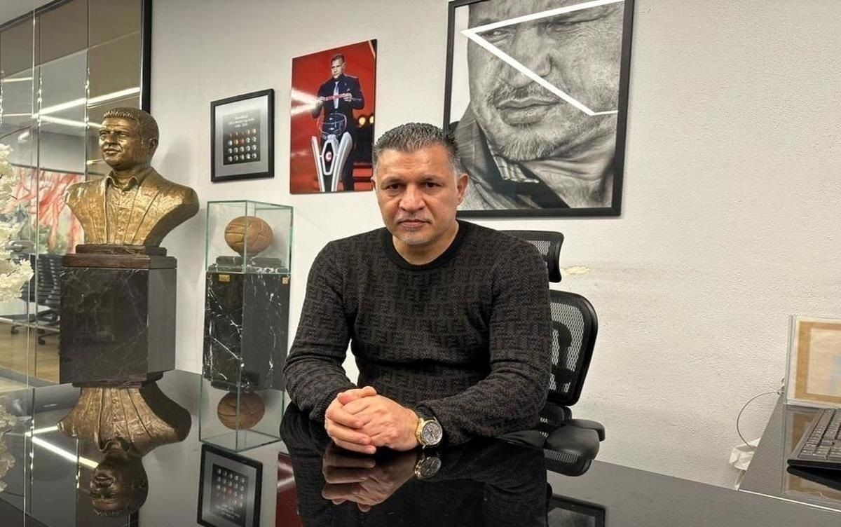 عکس غول واقعی ایران در کنار علی دایی اسطوره فوتبال عکس غول واقعی ایران در کنار علی دایی اسطوره فوتبال