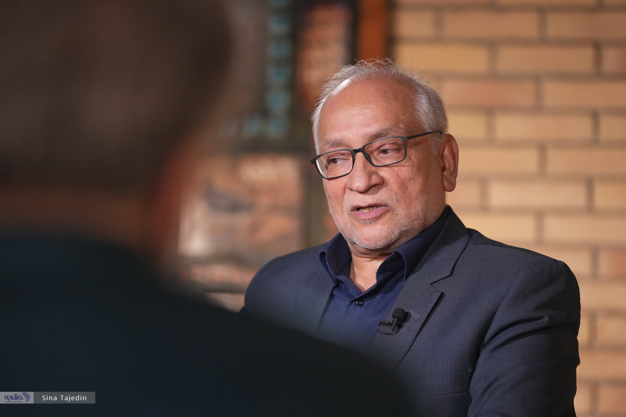 مرعشی: رضاخان به‌نوعی منجی ایران شد چون.../ قدرت‌های اصلی جهان تصمیم گرفته‌اند که جغرافیای منطقه ما تغییر نکند/ خطری به نام تجزیه ایران وجود ندارد