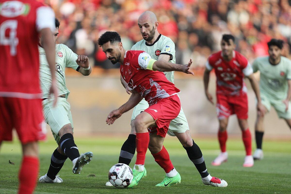 دم ساپینتو گرم وسط جنگ به ایران آمد و استقلال بیمار را تحویل گرفت/ این استقلال با این یارگیری بعید است موفق شود!