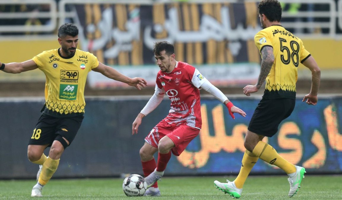 راهحل ماندگاری بازیکن مغضوب هواداران پرسپولیس؛ وحید هاشمیان از برانکو الهام گرفت راهحل ماندگاری بازیکن مغضوب هواداران پرسپولیس؛ وحید هاشمیان از برانکو الهام گرفت