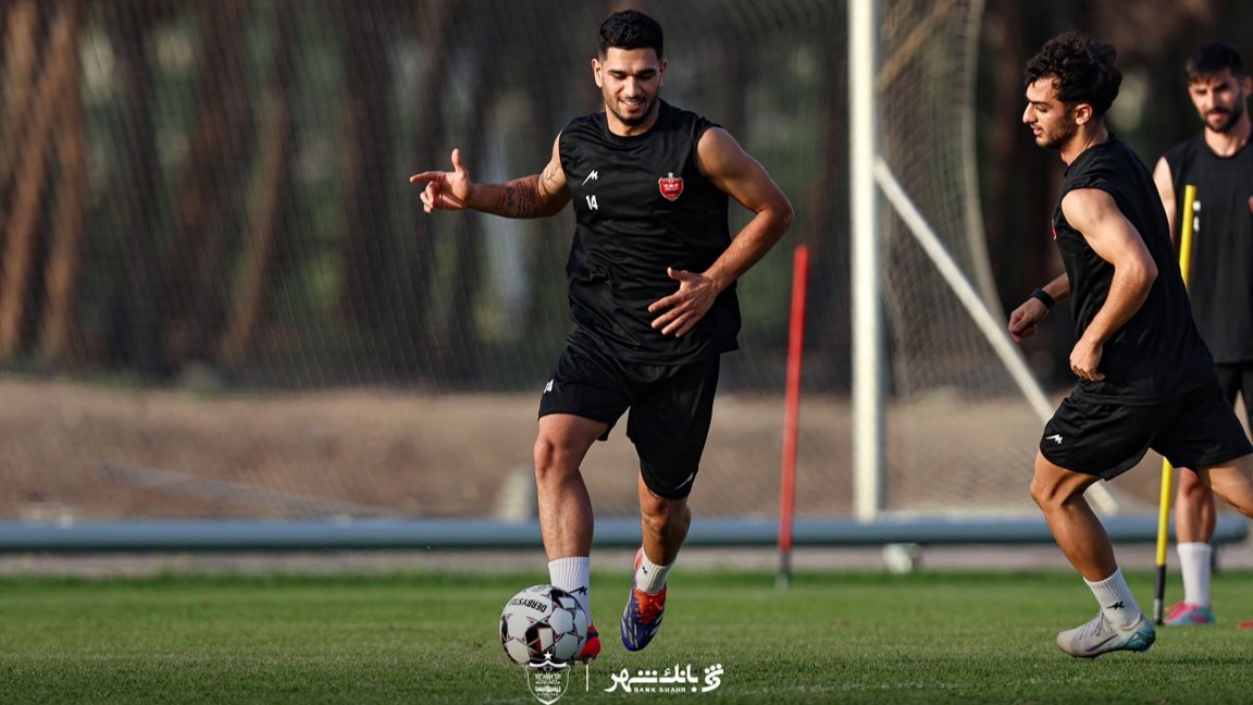 وحید هاشمیان به هافبک جوان پرسپولیس علاقه ندارد؛ تفاوت نگرش سرمربی جدید و اسماعیل کارتال وحید هاشمیان به هافبک جوان پرسپولیس علاقه ندارد؛ تفاوت نگرش سرمربی جدید و اسماعیل کارتال