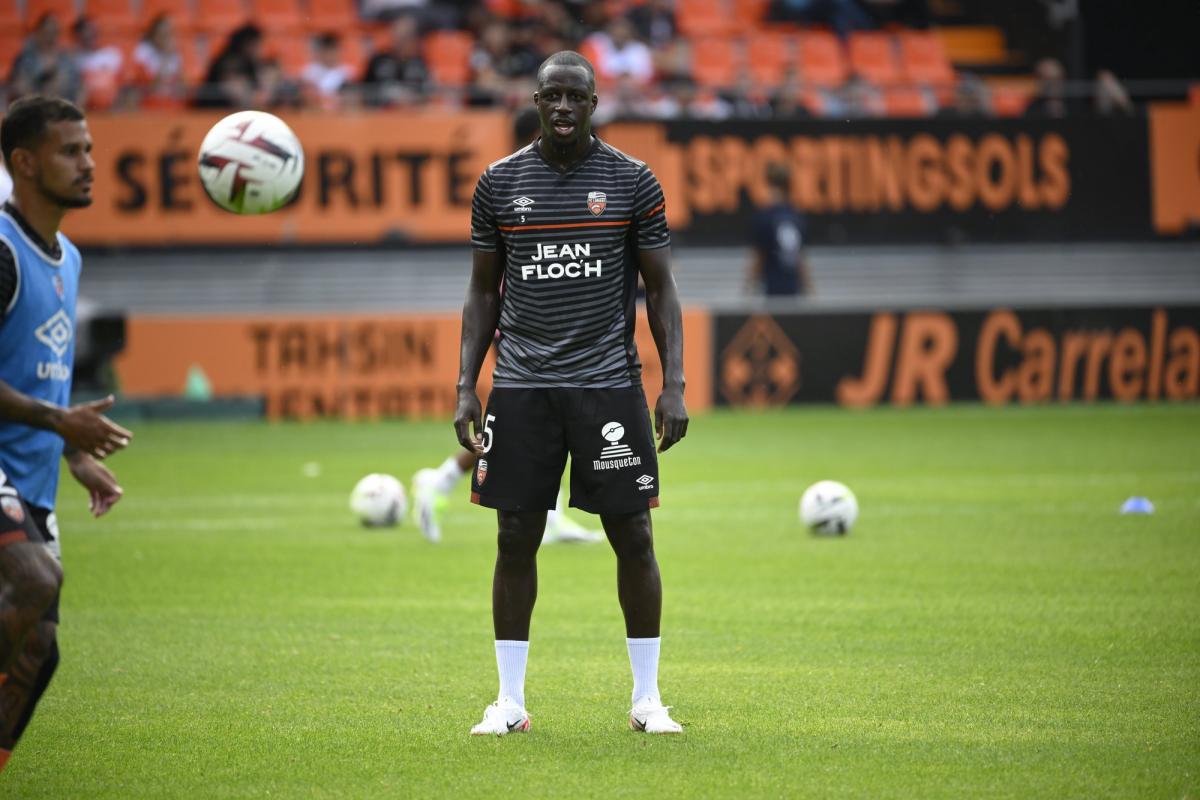 پشت پرده لیست خرید پرسپولیس؛ پاسخ منفی پاتریک بمفورد و درخواست سنگین بنجامین مندی! پشت پرده لیست خرید پرسپولیس؛ پاسخ منفی پاتریک بمفورد و درخواست سنگین بنجامین مندی!