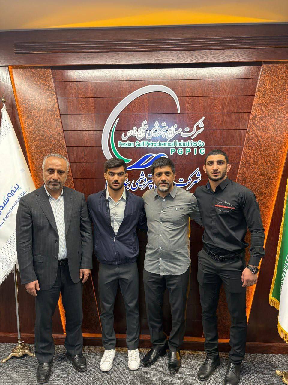 photo_2025-10-16_23-18-50