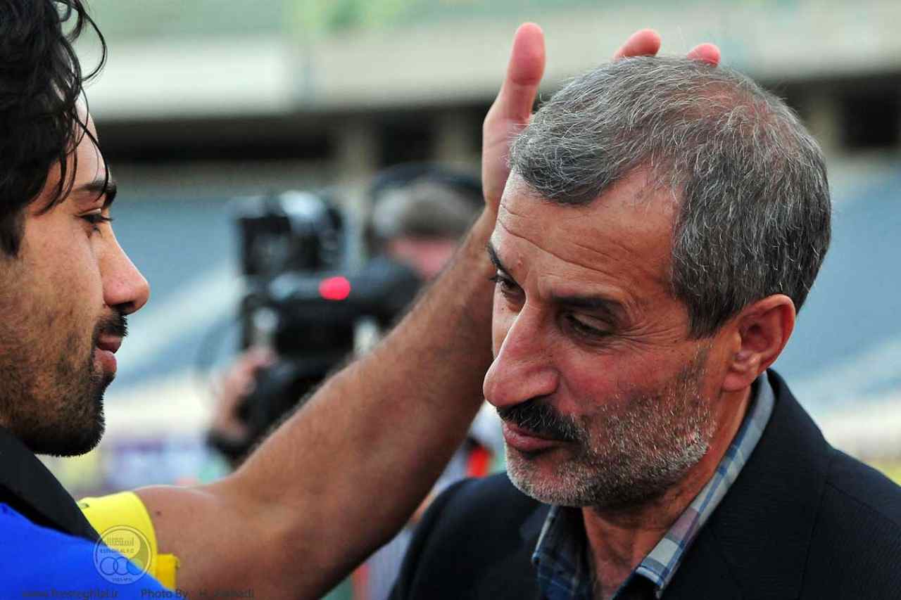 محمد مایلی کهن: برخورد با خداداد؟ جوری صحبت میکنیم انگار همه چیز در کشورمان گل و بلبل است! محمد مایلی کهن: برخورد با خداداد؟ جوری صحبت میکنیم انگار همه چیز در کشورمان گل و بلبل است!