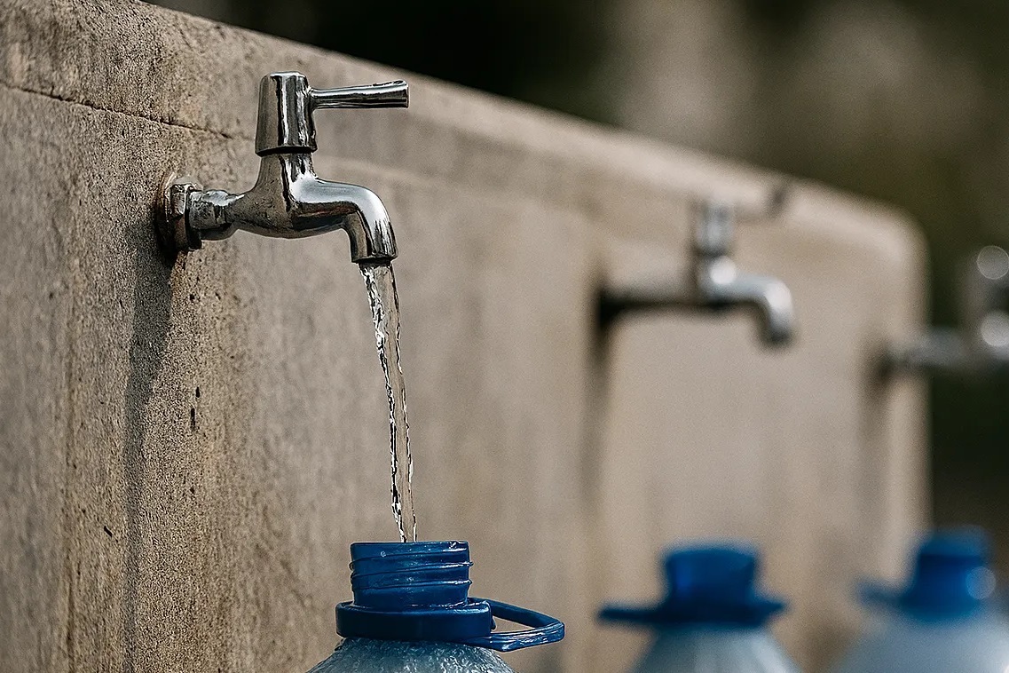 معاون استاندار: افت فشار آب در شهر تهران ادامه دارد، چرا که آب در شهر نداریم / در هر ثانیه، ۵ هزار لیتر آب از طالقان به پایتخت منتقل میشود معاون استاندار: افت فشار آب در شهر تهران ادامه دارد، چرا که آب در شهر نداریم / در هر ثانیه، ۵ هزار لیتر آب از طالقان به پایتخت منتقل میشود