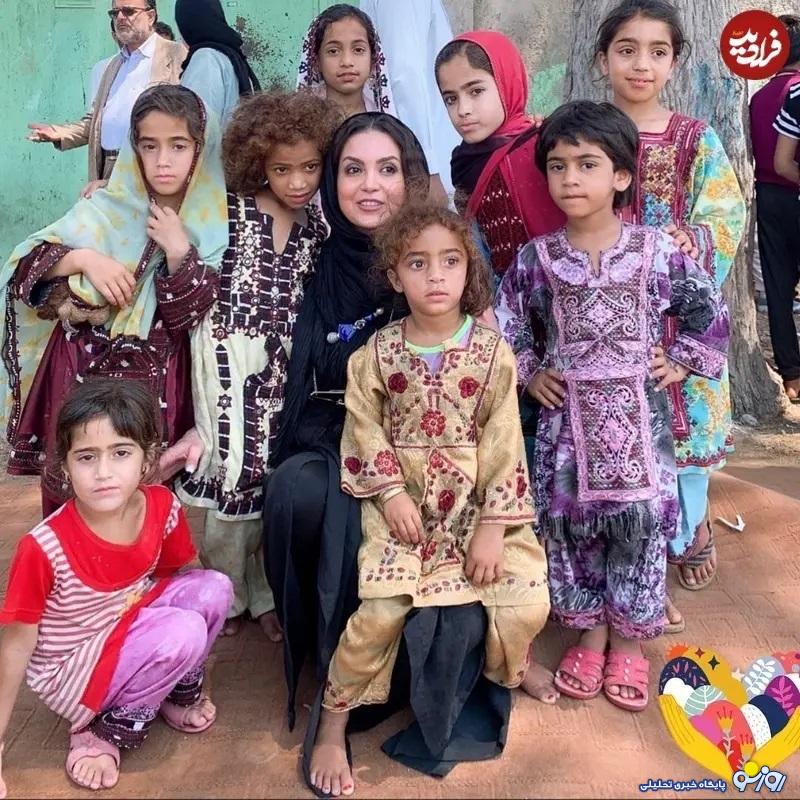 قاب زیبای بازیگر سریال آنام در میان کودکان سیستان و بلوچستان