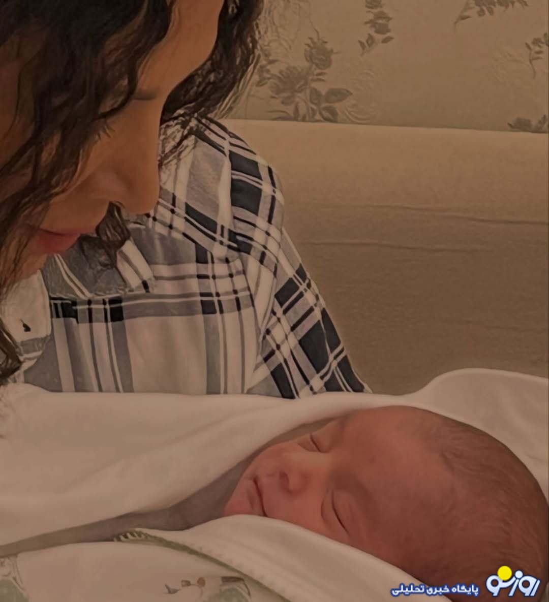 شهره سلطانی از یک نی نی تازه متولد رونمایی کرد! شهره سلطانی از یک نی نی تازه متولد رونمایی کرد!