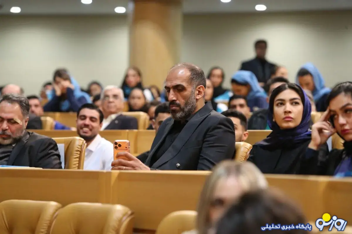 تصاویری از یلدای ۸۰ سالگی باشگاه استقلال تصاویری از یلدای ۸۰ سالگی باشگاه استقلال